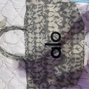 ALO Tote Bag